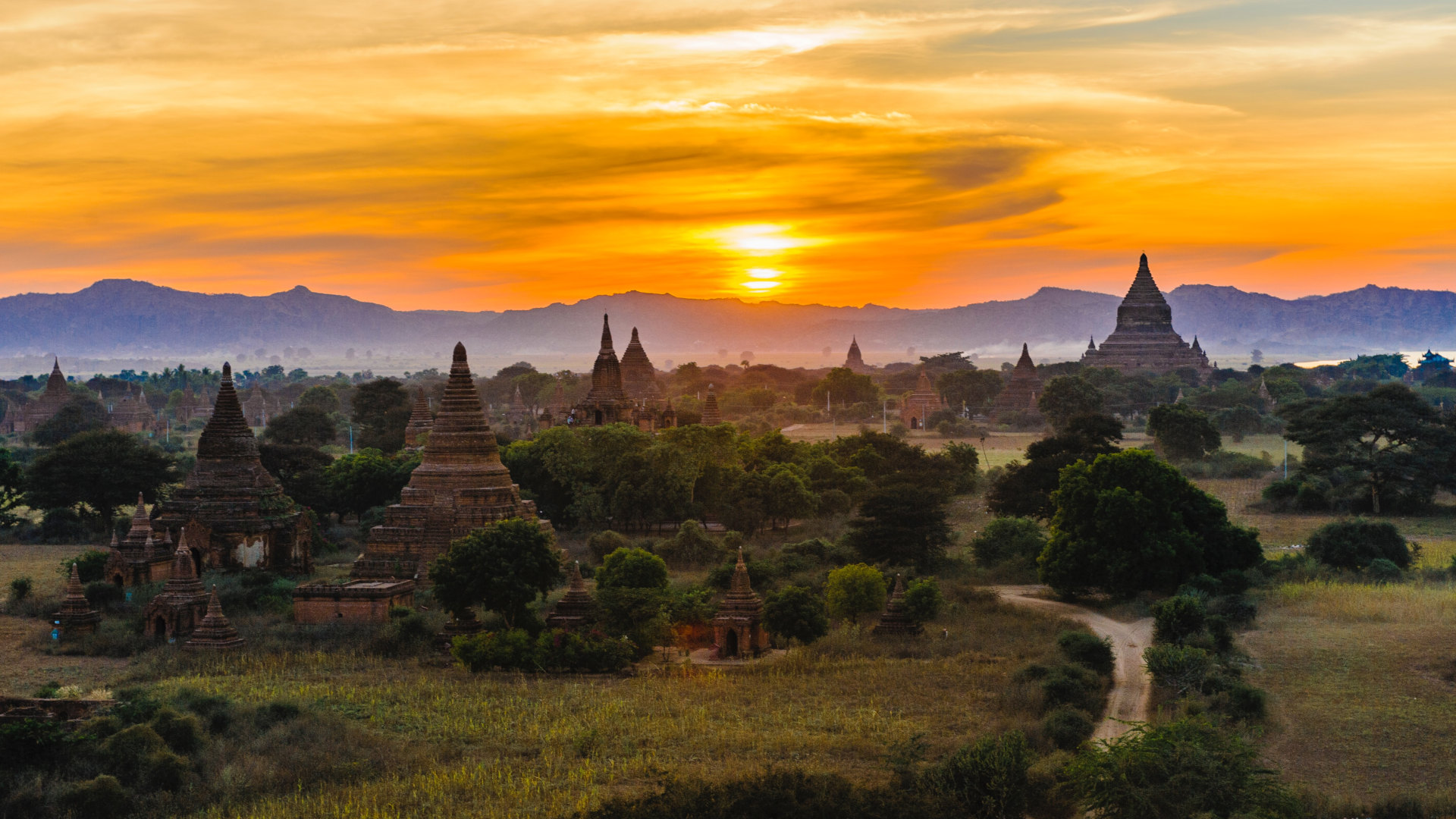 Custom Travel Planner Network-Burma-Myanmar-Pagoda Field Bagan