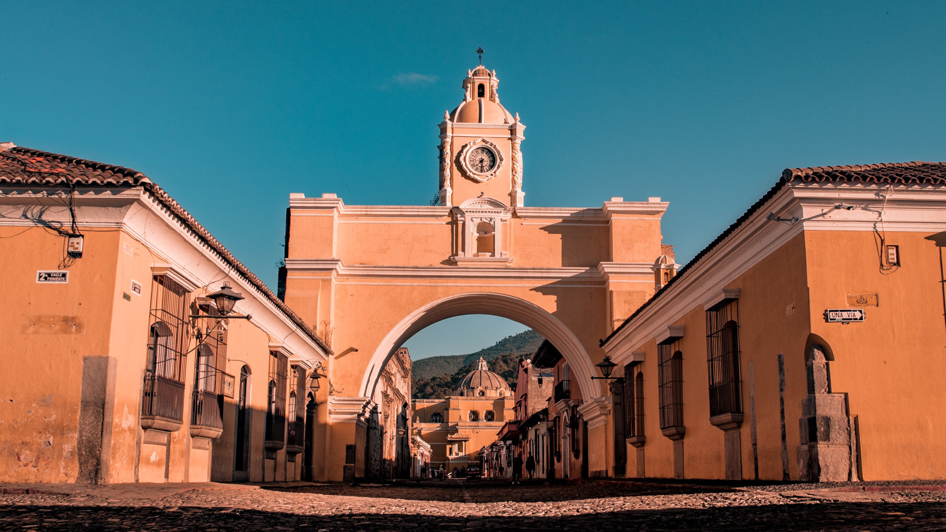 Custom Travel Planner Network-Guatemala-Arco de Santa Catalina