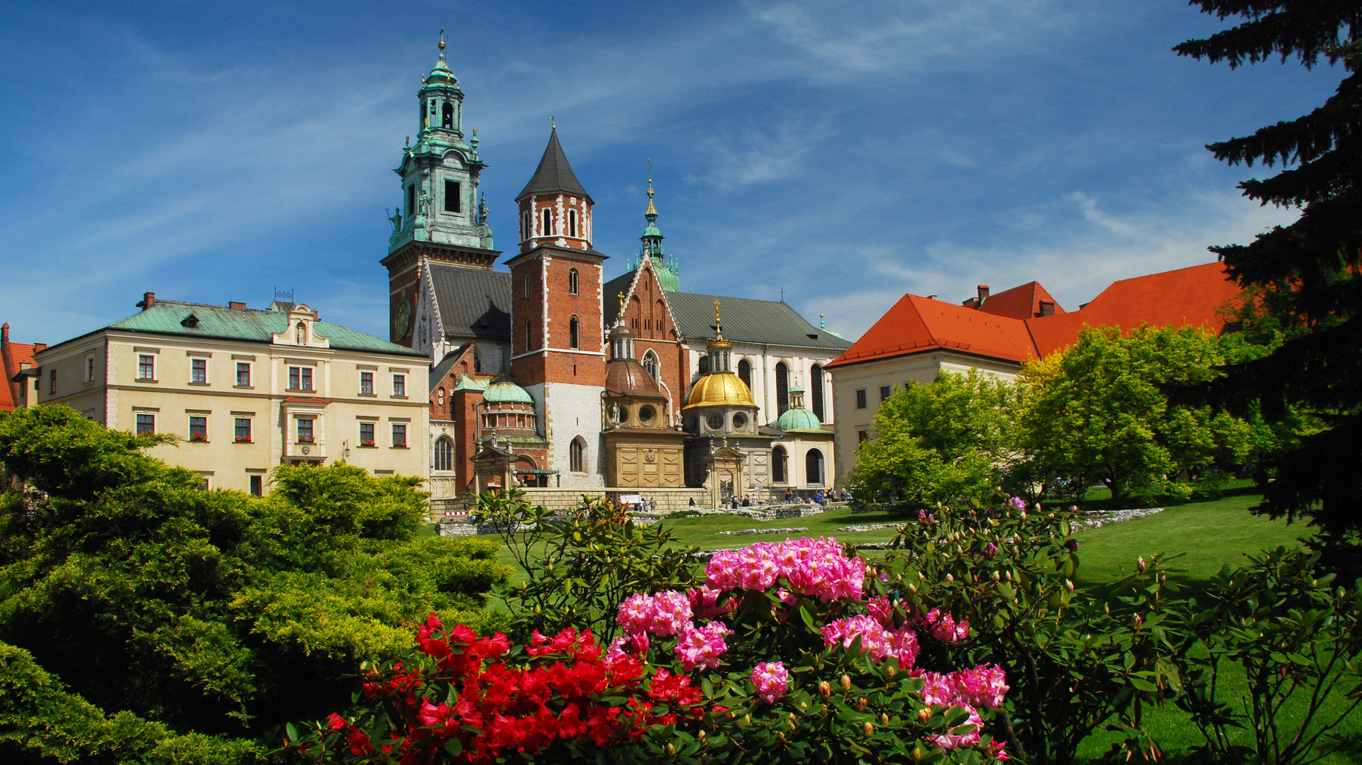 Custom Travel Planner Network-Poland-Wawel Castle