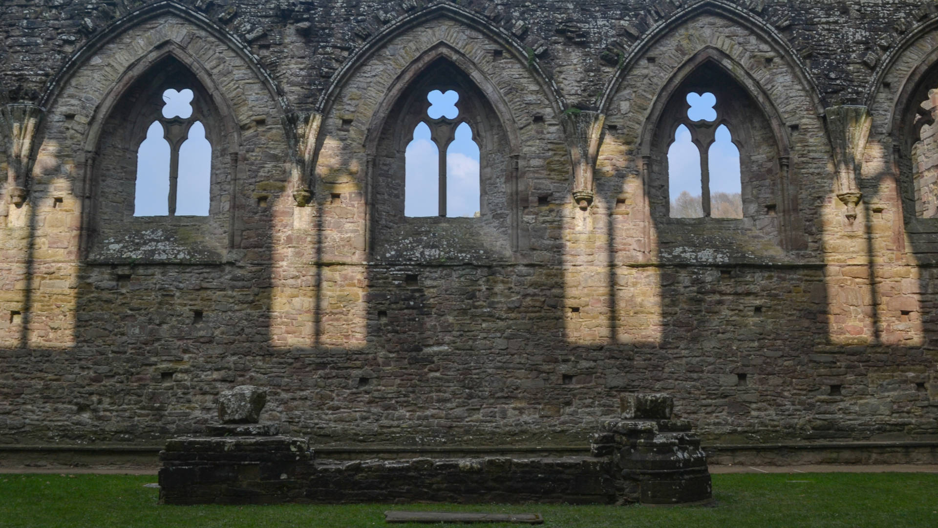 Custom Travel Planner Network-Wales-Tintern Abbey