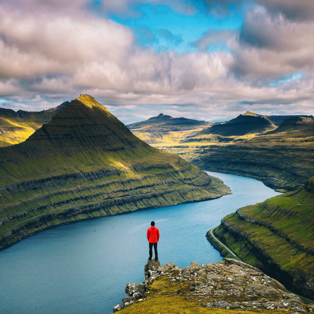 Custom-Travel-Planner-Network-1-Faroe-Islands-Funningur-Hiker-