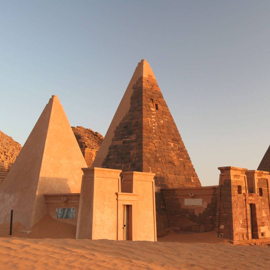 Custom-Travel-Planner-Network-3-Africa-Sudan-Meroe-Pyramids