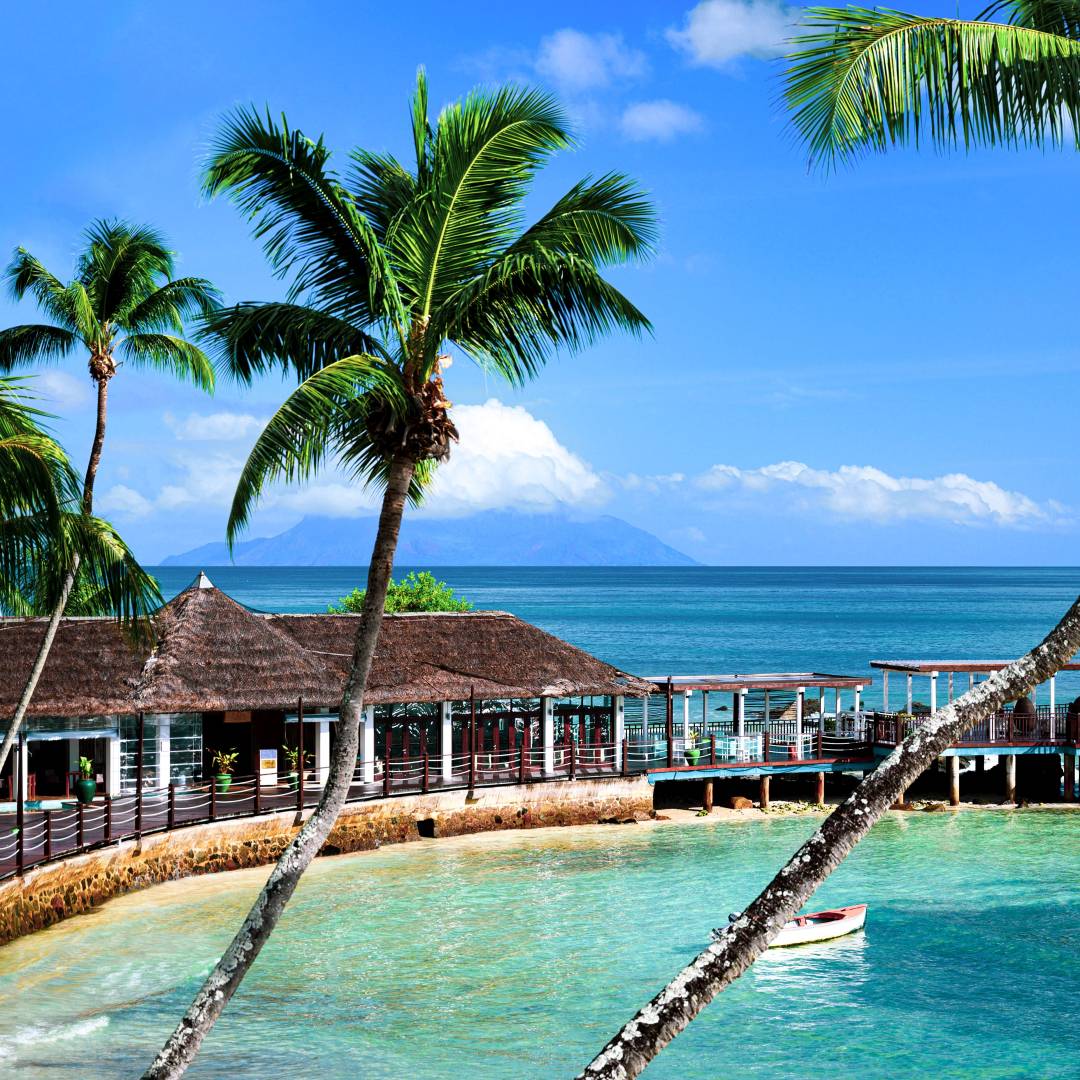 Custom-Travel-Planner-Network-8-Seychelles-Luxury-Resort-