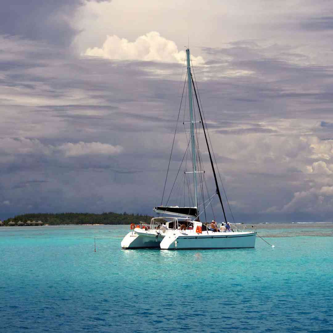 Custom-Travel-Planner-Network-9-SM-Tahiti-Catamaran-Sailboat
