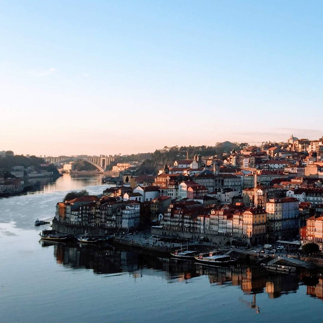 Custom-Travel-Planner-Network-4-Portugal-Porto