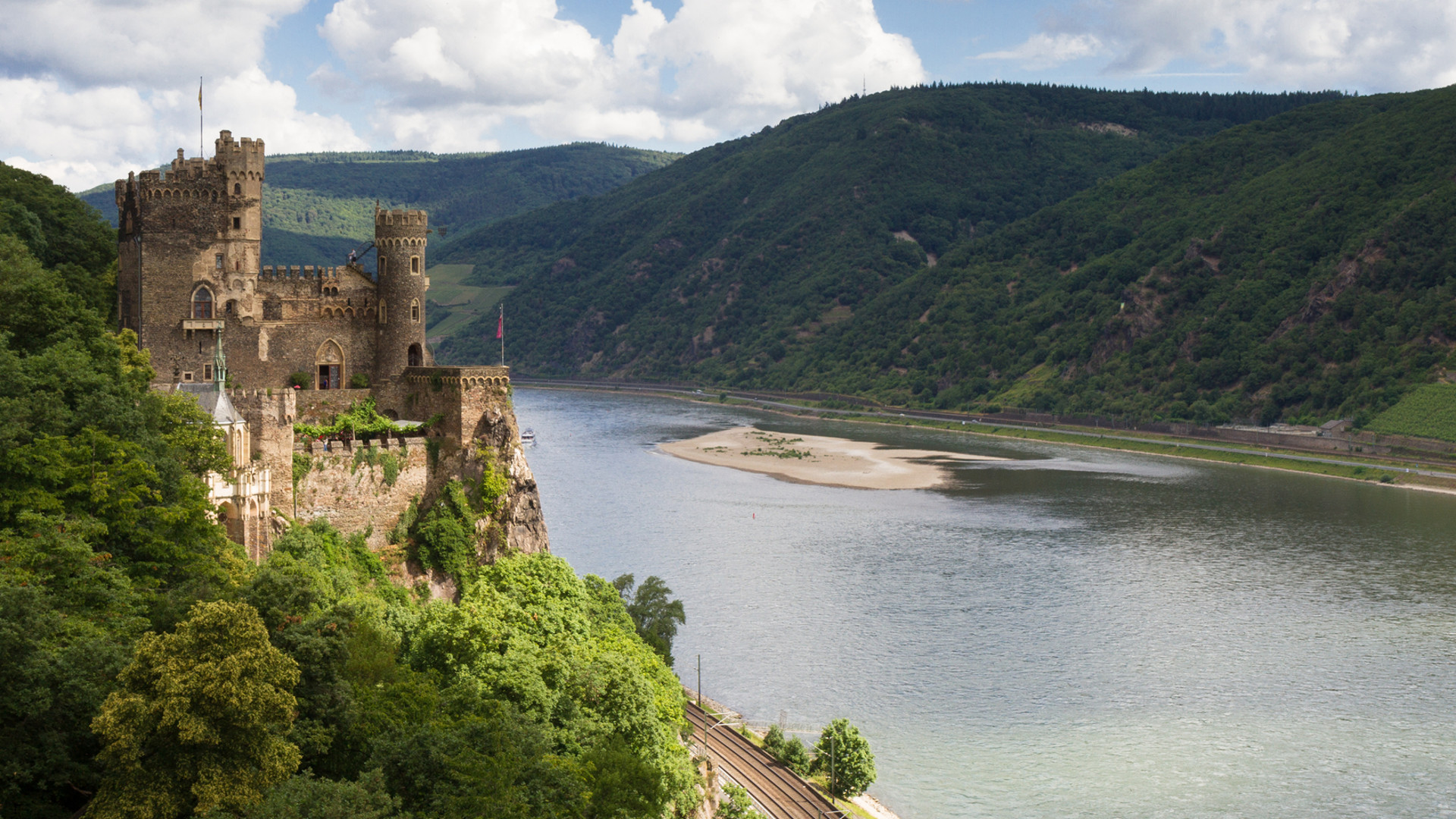 Custom Travel Planner Network-Germany-Rheinstein Castle