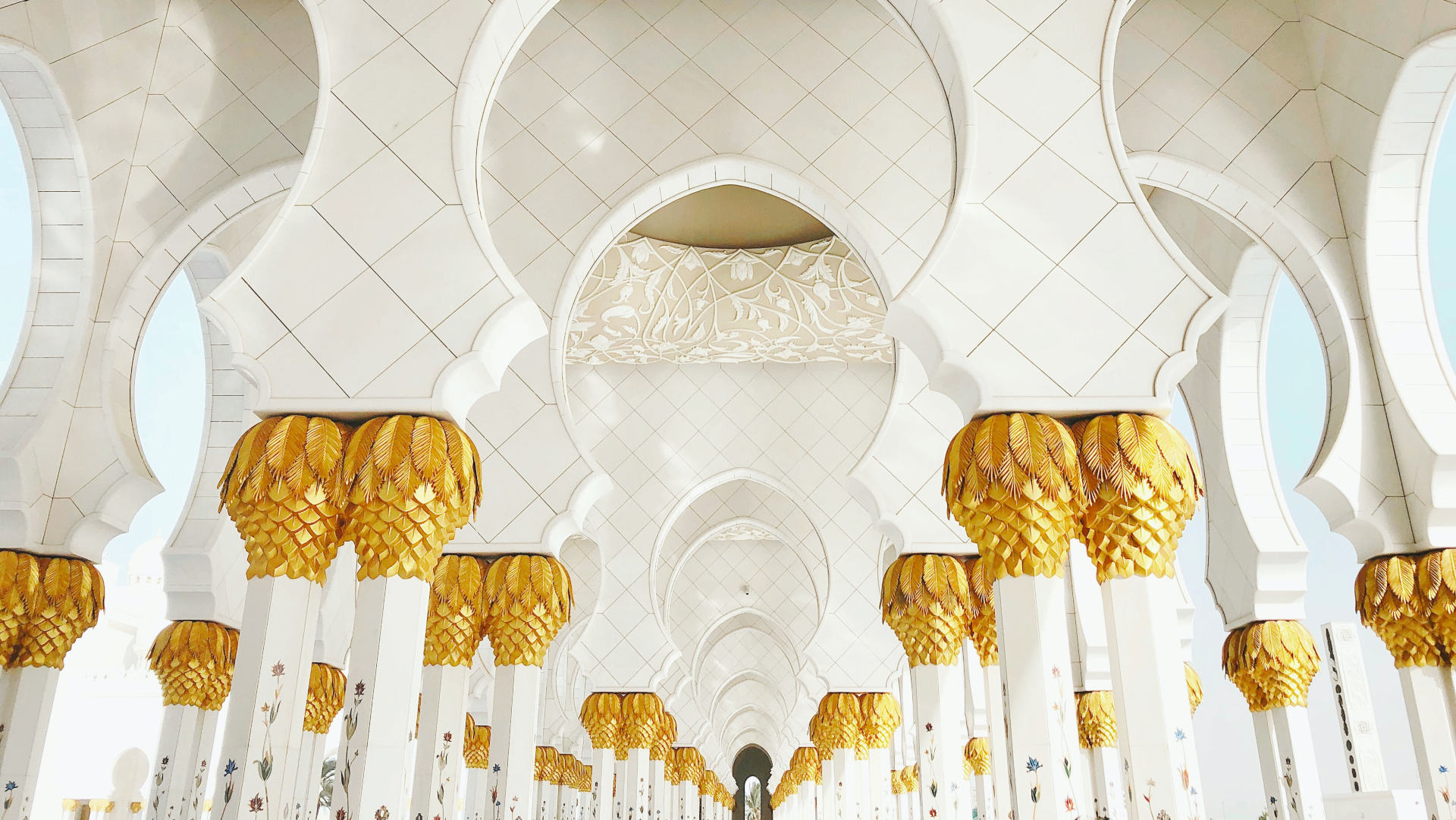 Custom Travel Planner Network-UAE-Sheik Zayed Mosque