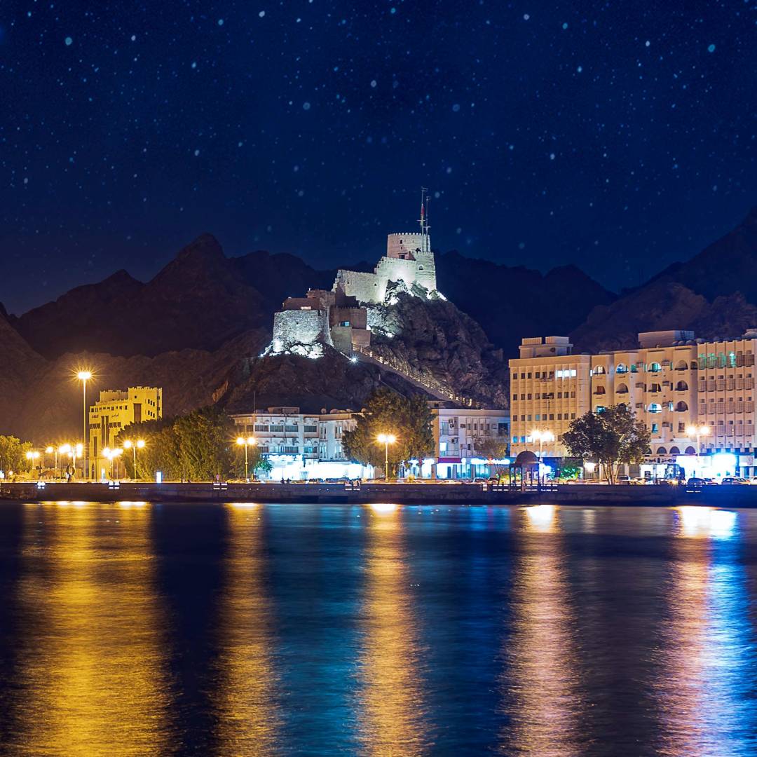 Custom-Travel-Planner-Network-4-Oman-Muscat-Lights