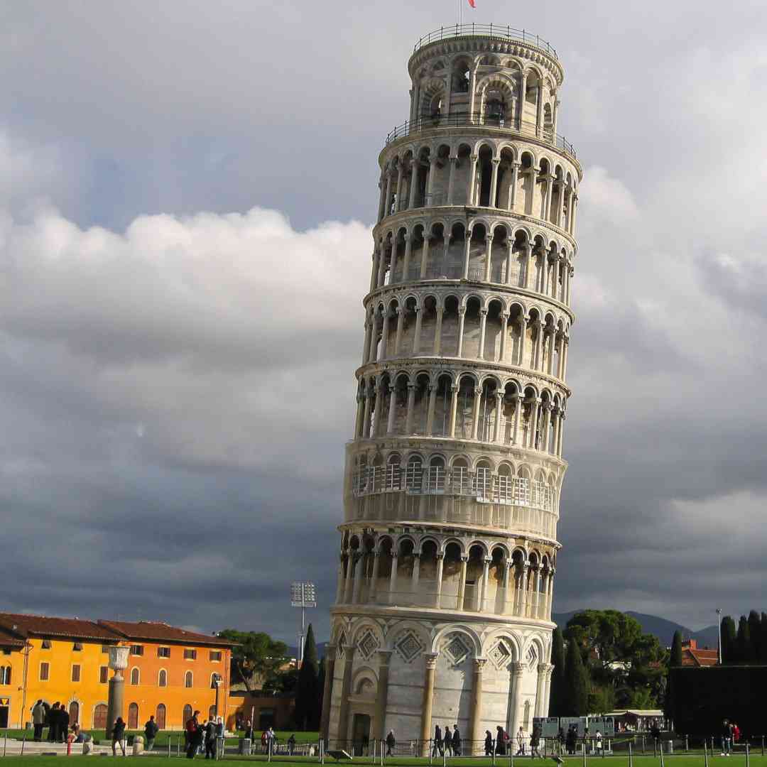 Custom-Travel-Planner-Network-3-SM-Italy-Climb-Leaning-Tower